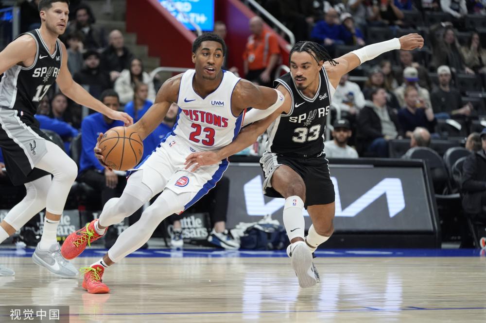 鲁打入一球 鲁打入一球