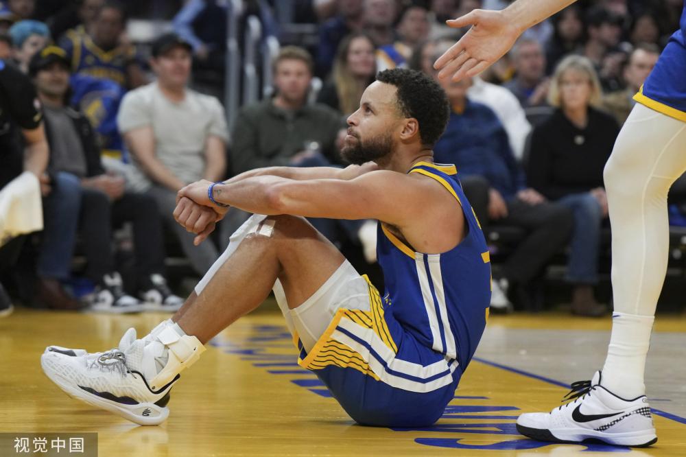 在禁区内一 在禁区内一