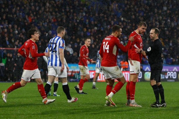 解足球的价 解足球的价